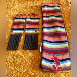 Disney Multicolor Striped Mickey Mouse Adult Gloves and Reversible Scarf. NWOT!🎠
